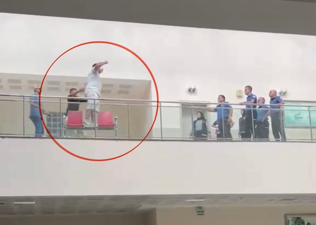 Adliyede İntihar Girişimi Son Anda Önlendi