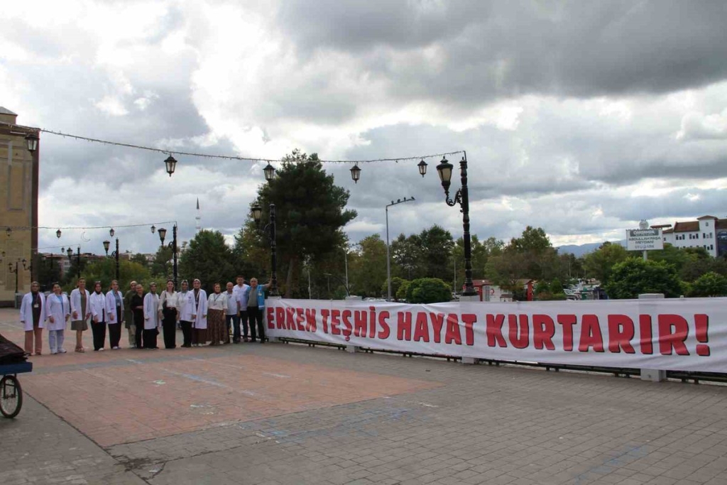 Çarşamba Tarihi Köprü’de Halk Sağlığı Haftası farkındalığı