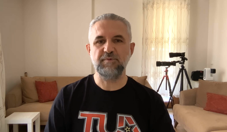 Doktorun Sabrı Gökyüzünü Yakaladı: Parçalı Ay Tutulması