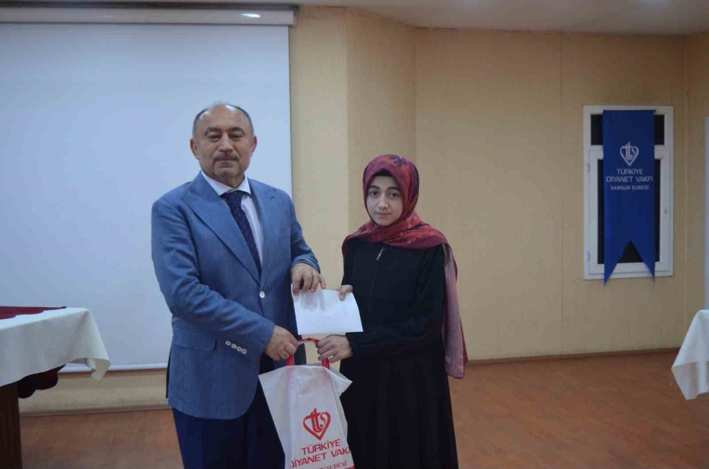 Hafızlık yarışmasında Samsun birincisi Ladik’ten çıktı