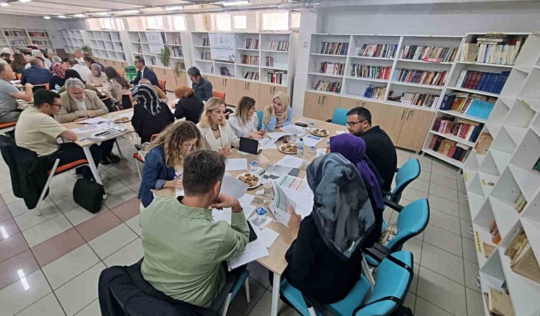 Ladik’te akran zorbalığına karşı model eğitmen kapasitesi geliştirildi