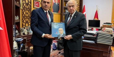 MHP Samsun İl Başkanı Mucur aldığı mazbatasını Bahçeli