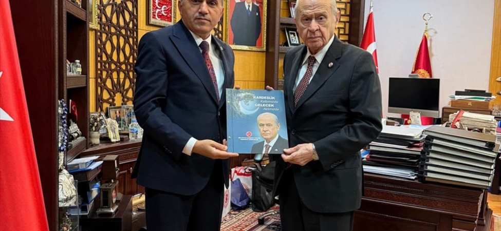 MHP Samsun İl Başkanı Mucur aldığı mazbatasını Bahçeli