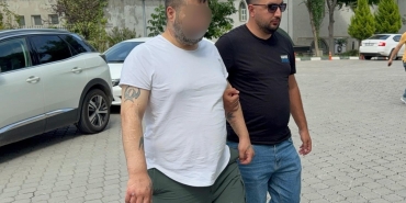 Sokakta bıçaklı dehşet! Hiç tanımadığı kadını bıçakladı