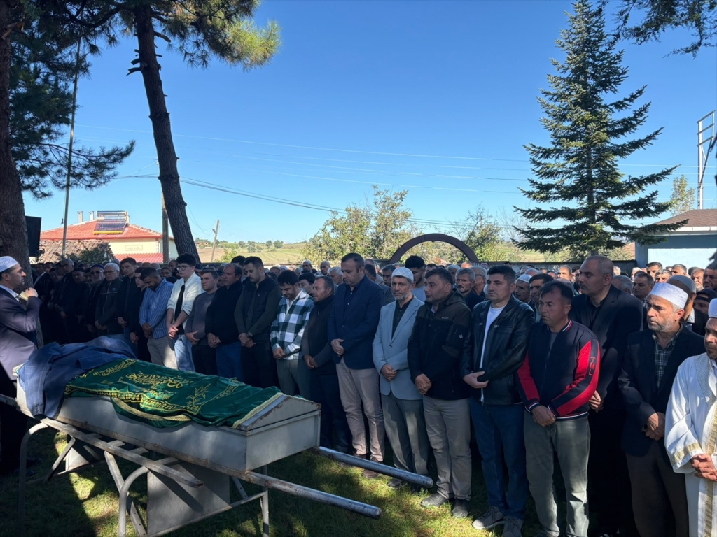 73 yaşındaki Kıbrıs Gazisi Nevzat Yılmaz, Vezirköprü