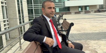 Bir yıldır haftada 3 kez kapısına polis geliyor! Nedeni de akılalmaz