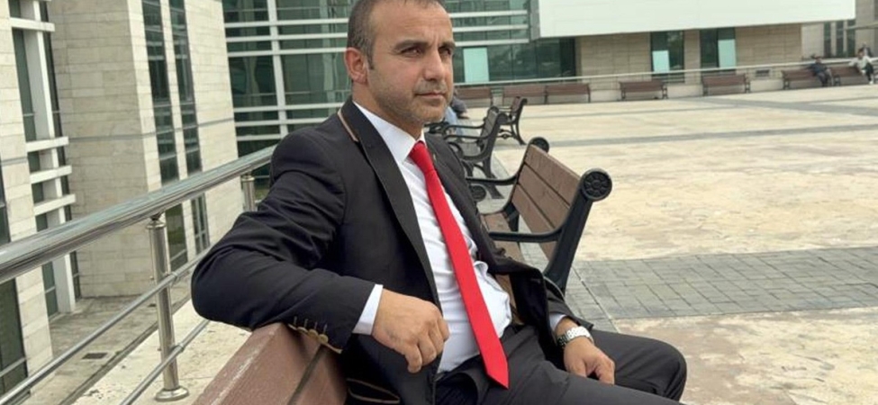 Bir yıldır haftada 3 kez kapısına polis geliyor! Nedeni de akılalmaz