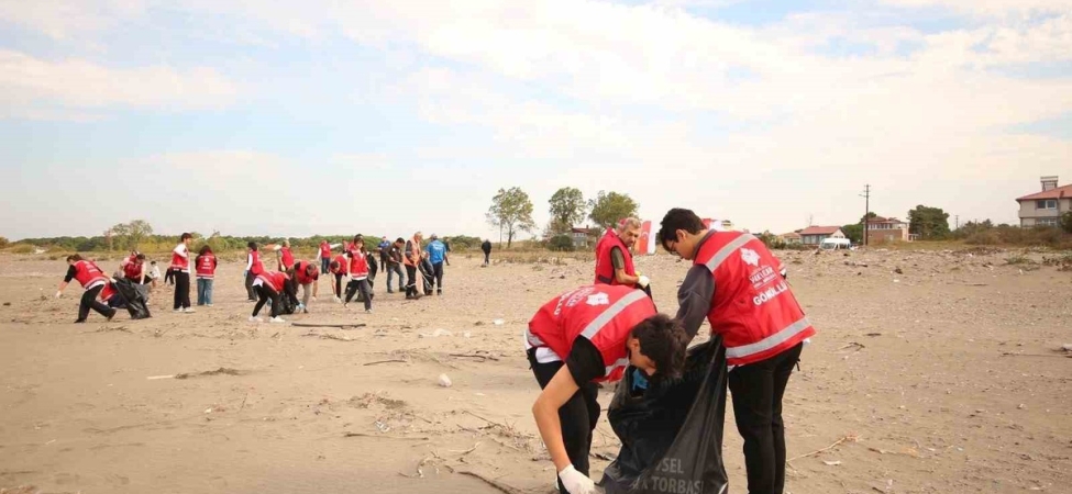 Samsun Vakıflar Bölge Müdürlüğü nehir temizliyor, piknik alanı düzenliyor