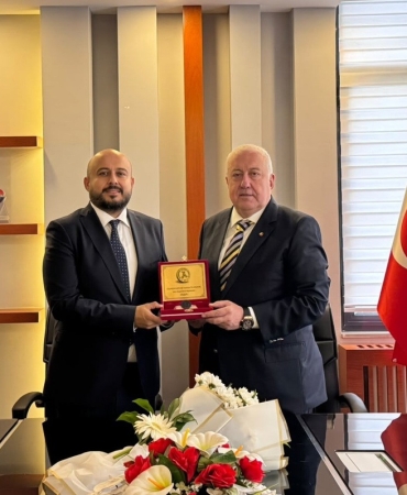 Selim Yılmaz, Çarşamba Ticaret Borsası başkanlığını Kazım Yılmaz